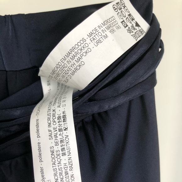 Zara Skirt w/Belt - Picture 7 of 7